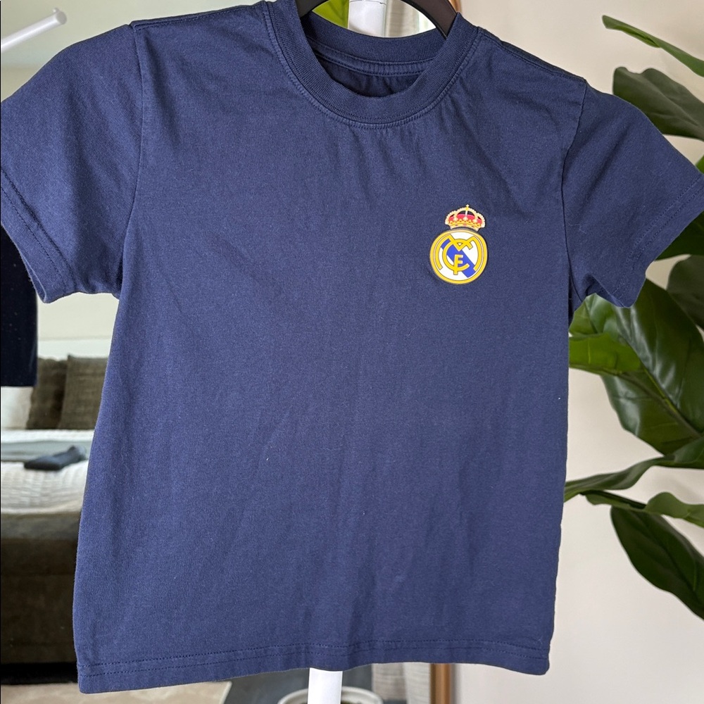Assorted Boys Shirts - See photos for sizes - Picture 4 of 9